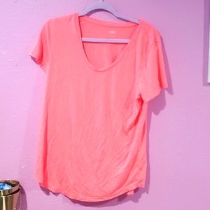 Oversized pink tee great condition never worn but no tags.